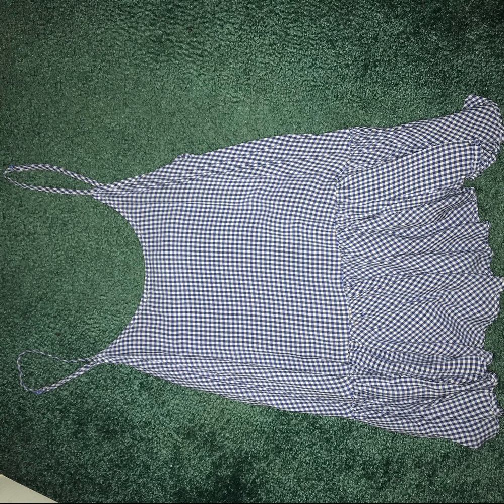 old navy tank top